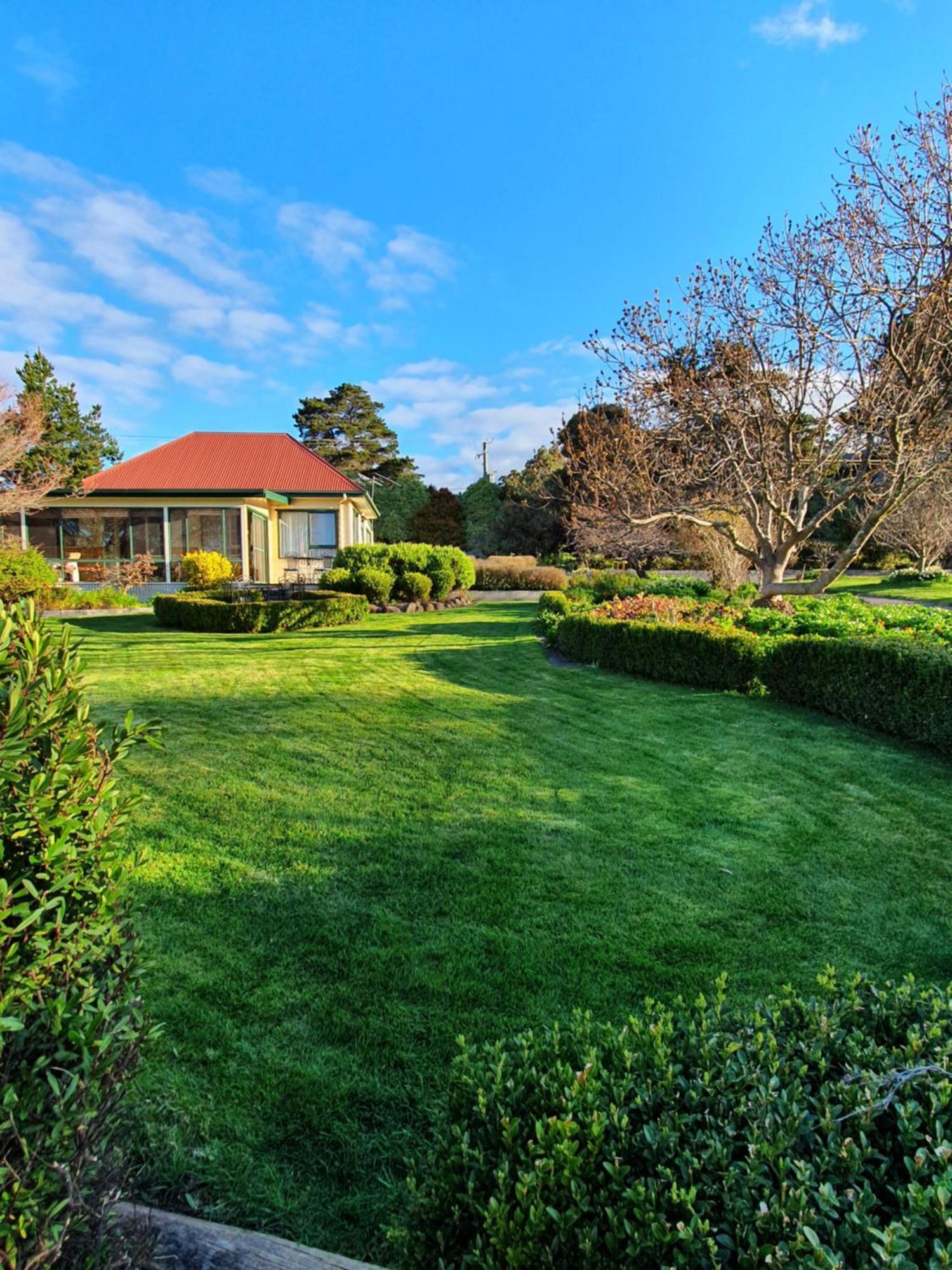 Hamlet Downs Country Accommodation Fentonbury ภายนอก รูปภาพ