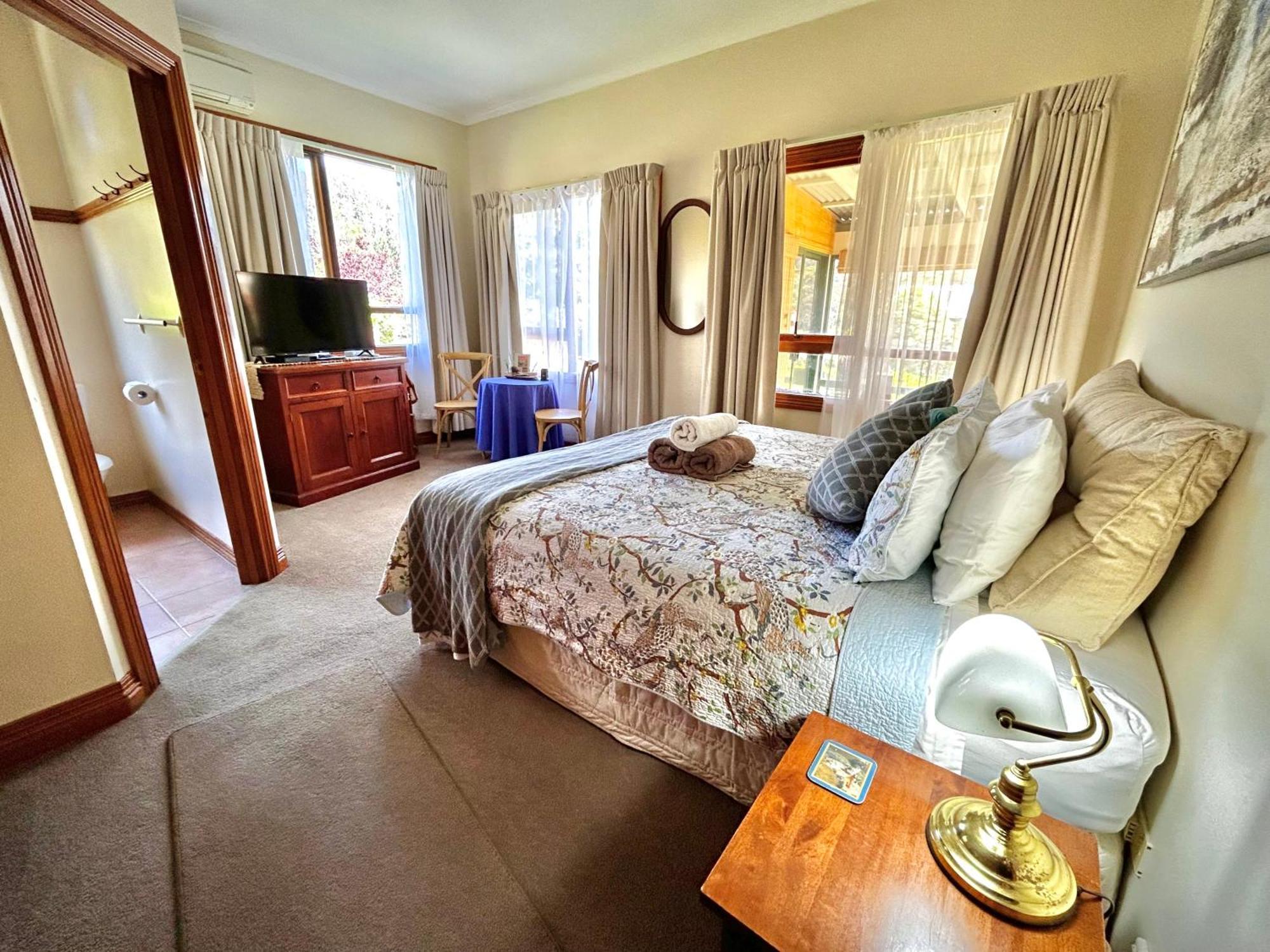 Hamlet Downs Country Accommodation Fentonbury ภายนอก รูปภาพ